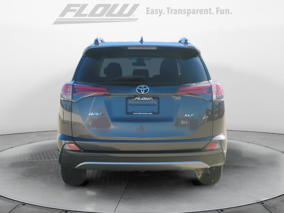 Used 2018 Toyota RAV4 XLE image 8