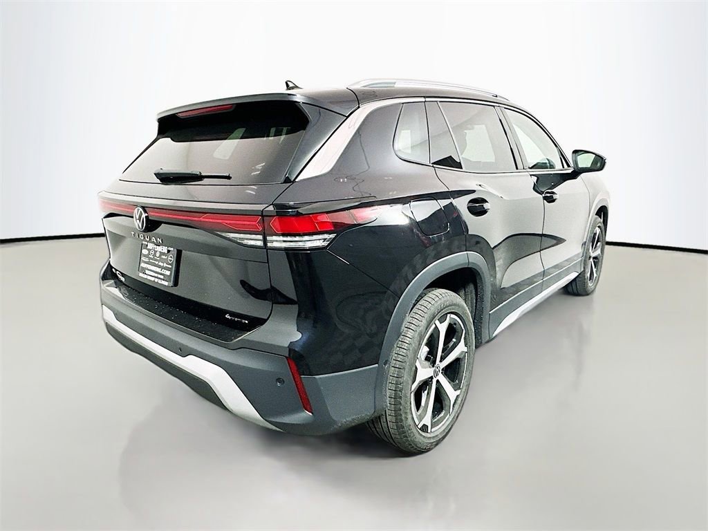 New 2026 Volkswagen Tiguan SE image 9