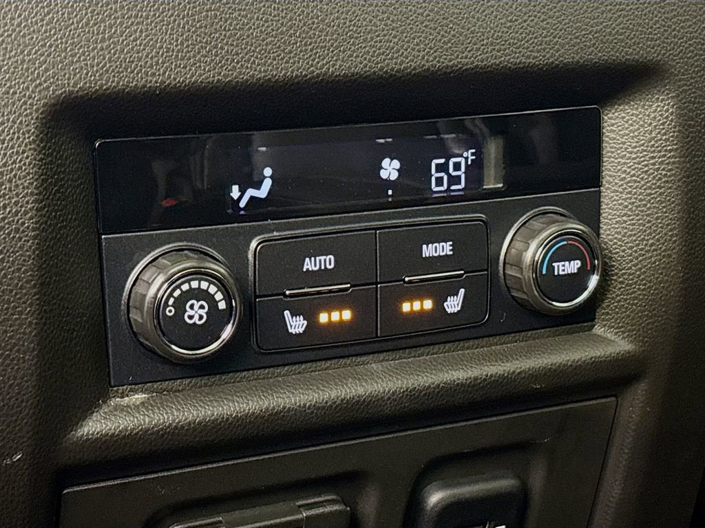 Used 2018 Chevrolet Traverse Premier image 30