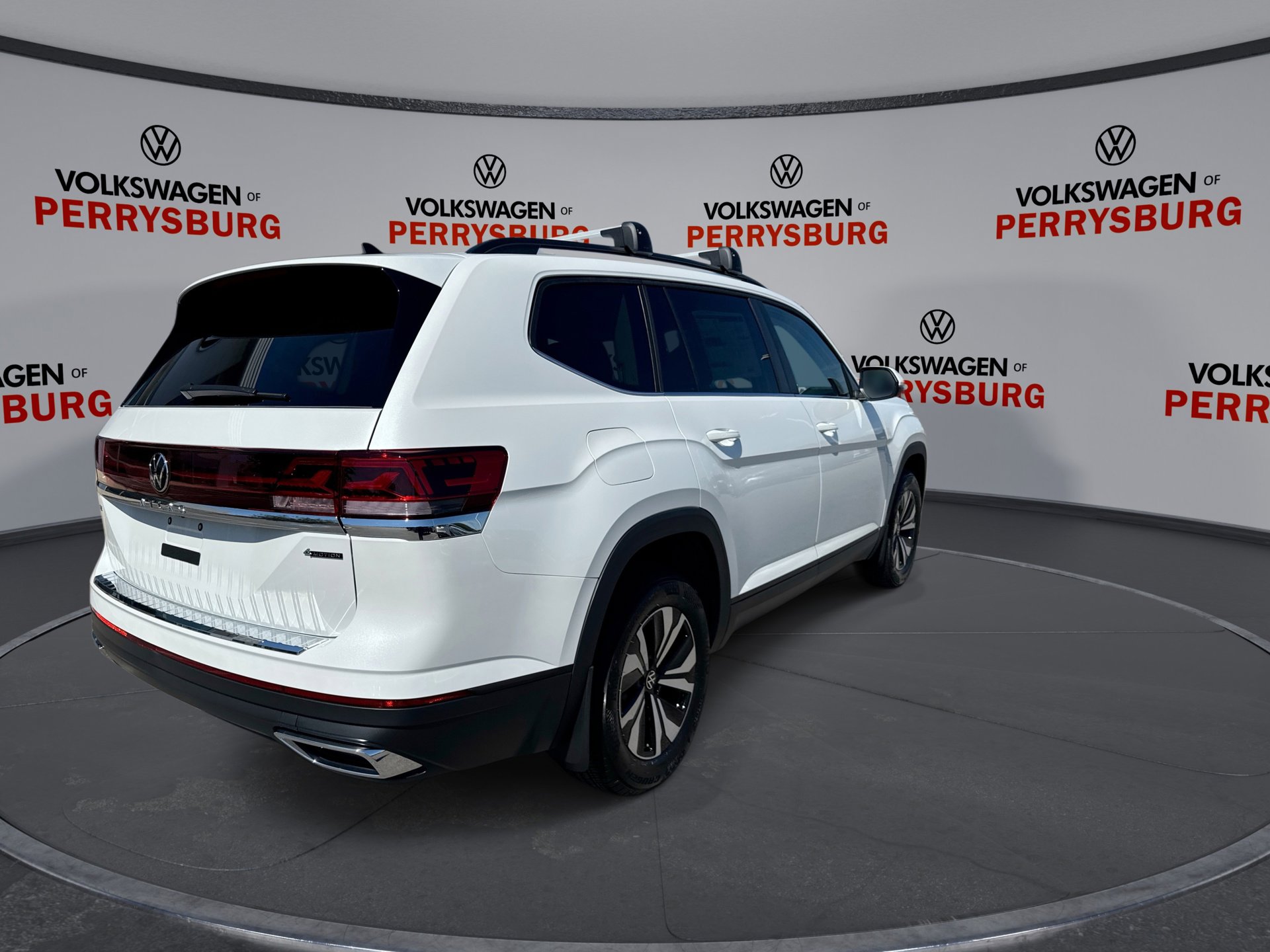 New 2026 Volkswagen Atlas SE image 8