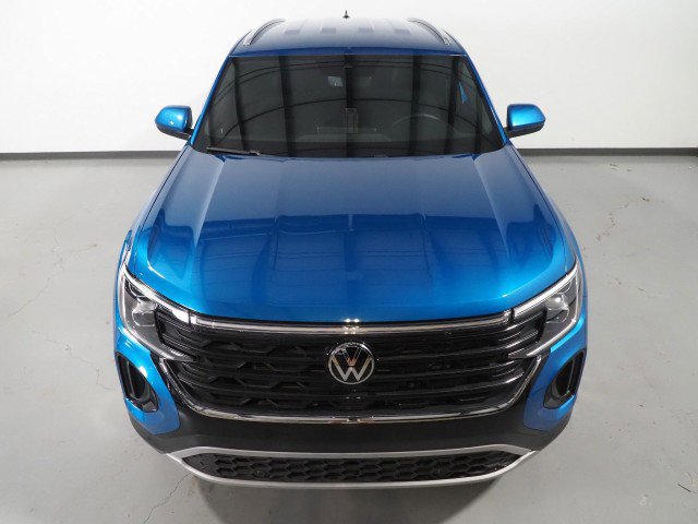 Used 2024 Volkswagen Atlas SE w/ Technology Package image 10