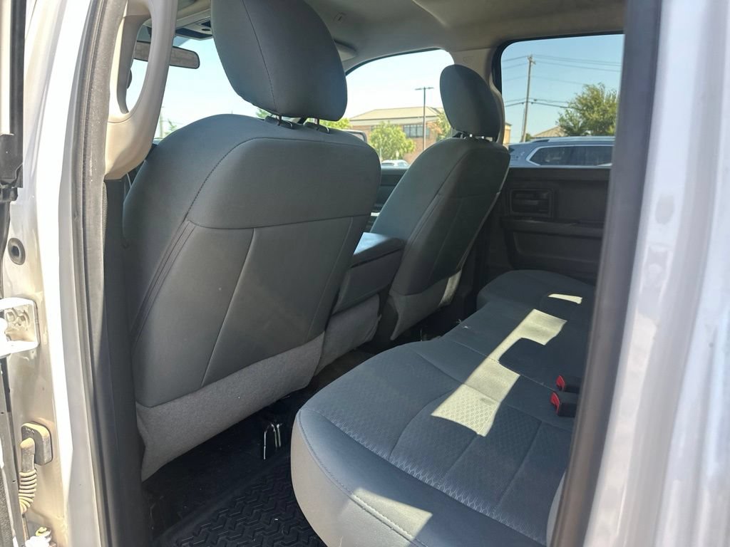 Used 2019 RAM 1500 Express w/ Express Value Package AWD/4WD image 17