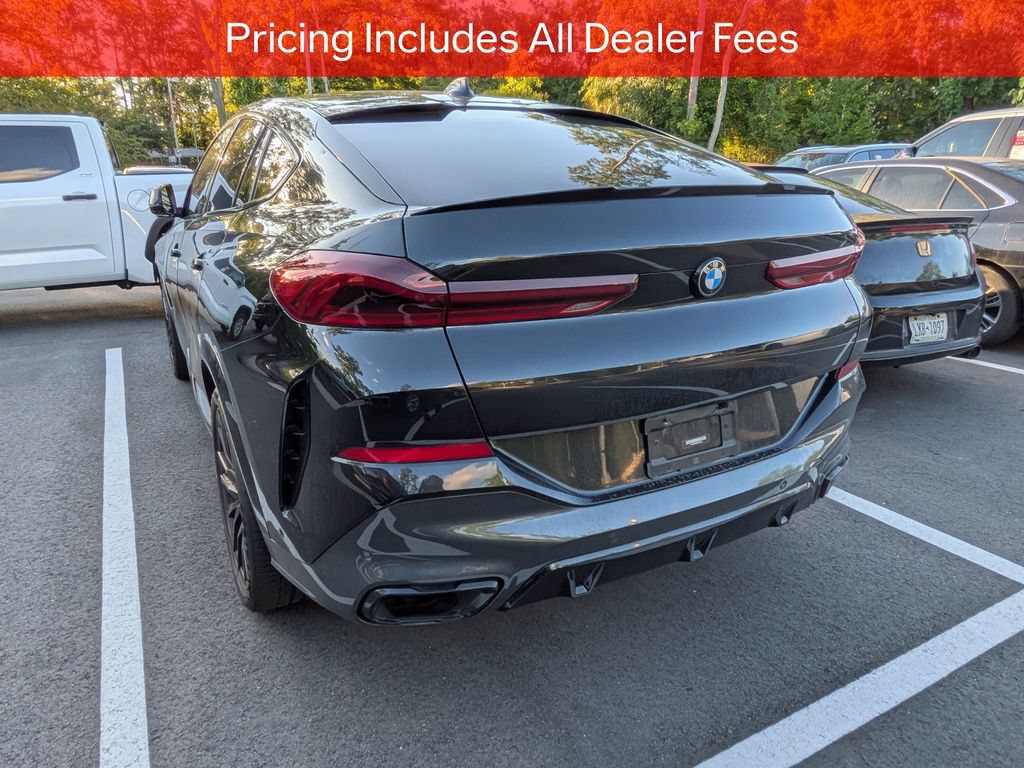 Used 2022 BMW X6 xDrive40i w/ M Sport Package AWD/4WD image 4