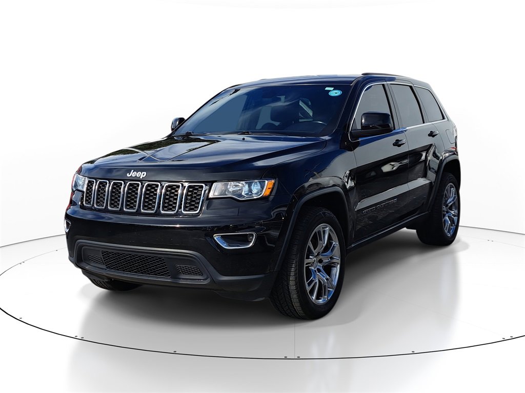 Used 2022 Jeep Grand Cherokee Laredo E w/ Security & Convenience Group image 2