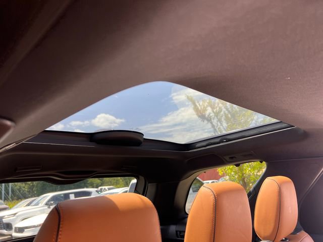 Used 2020 Land Rover Discovery HSE AWD/4WD image 32