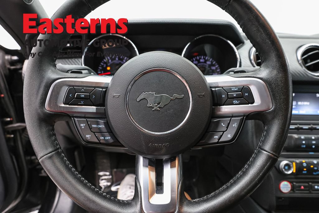 Used 2017 Ford Mustang Coupe RWD image 10