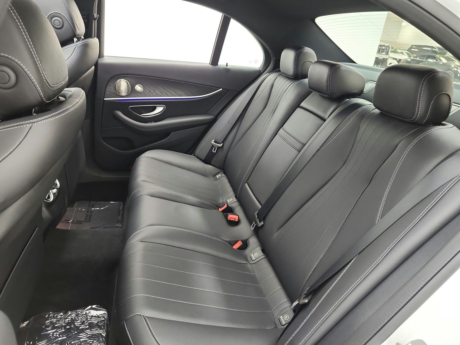 Used 2023 Mercedes-Benz E 350 Sedan image 16