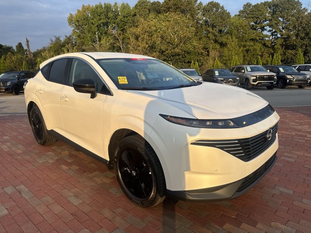 Used 2025 Nissan Murano SV AWD/4WD image 19