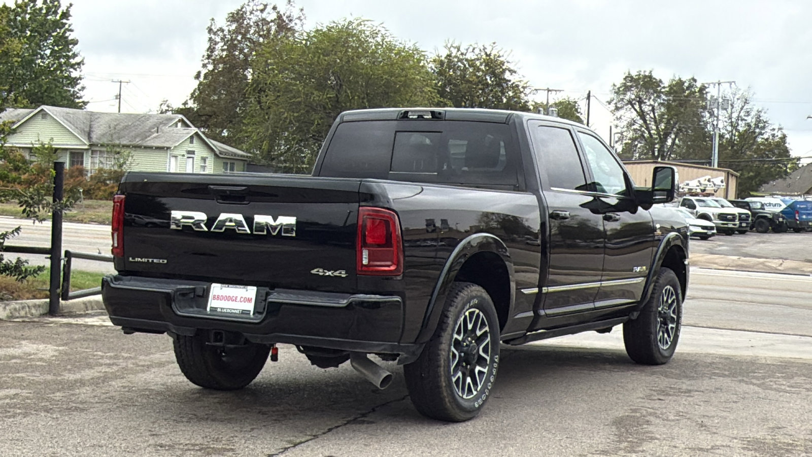 New 2025 RAM 2500 Limited AWD/4WD image 4