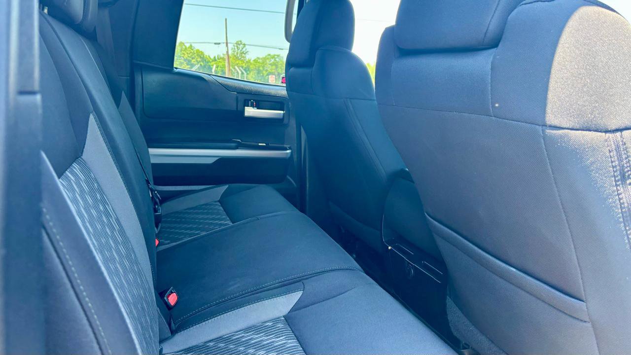 Used 2019 Toyota Tundra SR5 AWD/4WD image 11