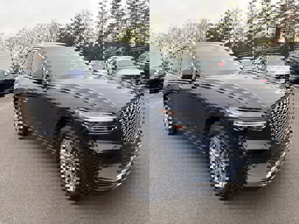 Used 2023 Genesis GV70 2.5T w/ Winter Weather Package image 3