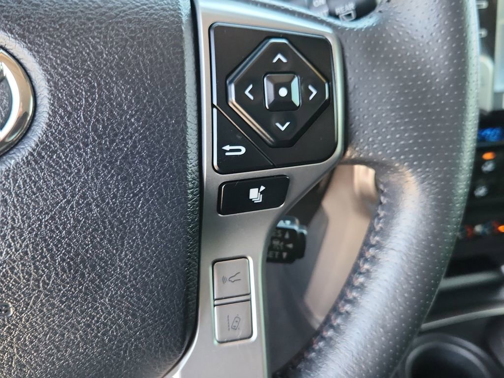 Used 2022 Toyota 4Runner Limited image 23