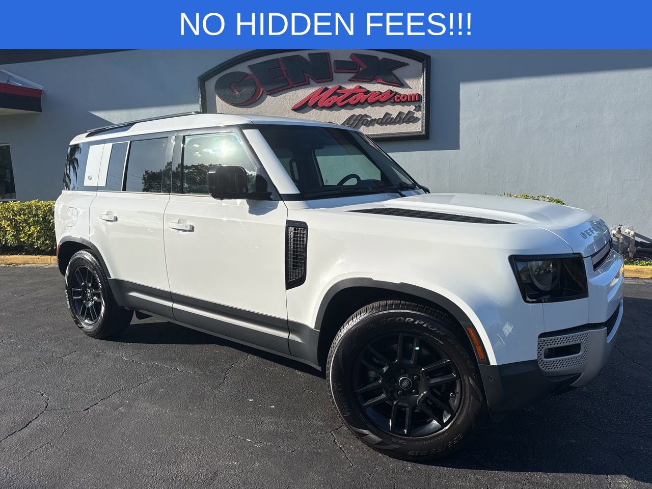 Used 2023 Land Rover Defender 110 S image 1