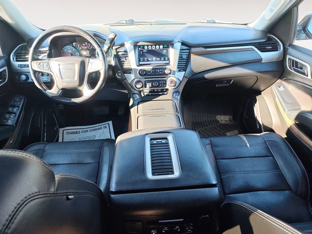 Used 2019 GMC Yukon XL Denali w/ Denali Ultimate Package AWD/4WD image 10