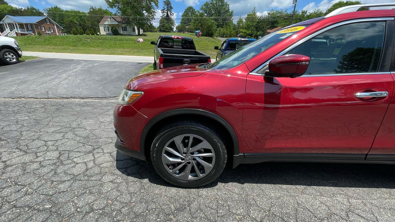 Used 2016 Nissan Rogue SL w/ SL Premium Package AWD/4WD image 2