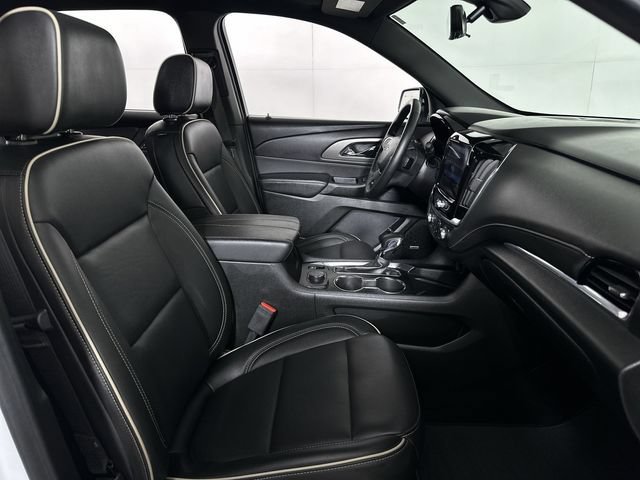 Used 2023 Chevrolet Traverse Premier w/ Redline Edition FWD image 29