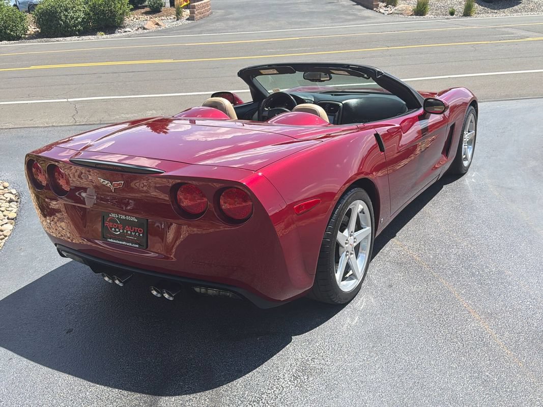 Used 2006 Chevrolet Corvette Convertible w/ Preferred Equipment Group RWD image 34