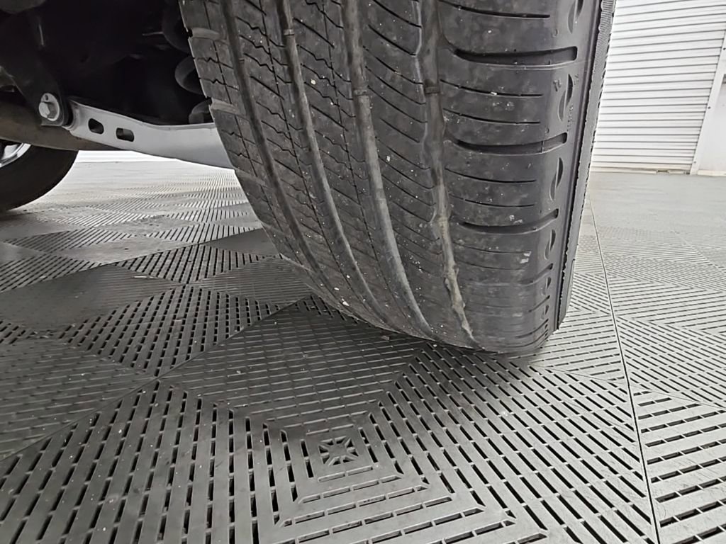 Used 2023 Chevrolet Equinox LS w/ Midnight Edition image 47