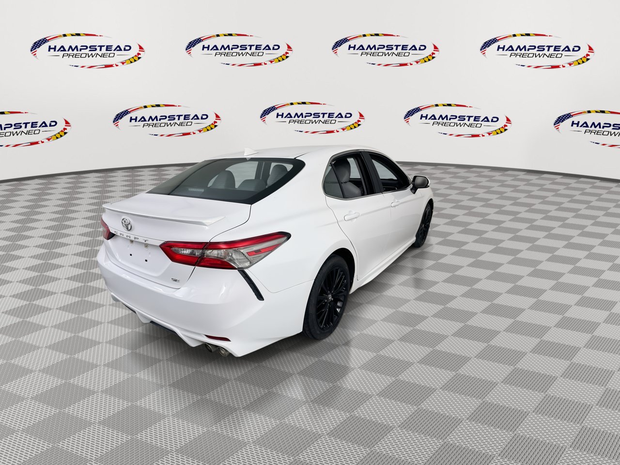 Used 2018 Toyota Camry SE w/ Audio Package FWD image 8