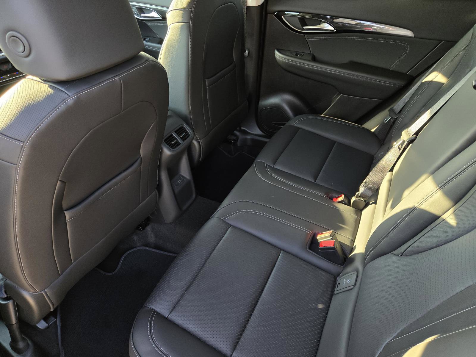 New 2026 Buick Envision Preferred AWD/4WD image 6