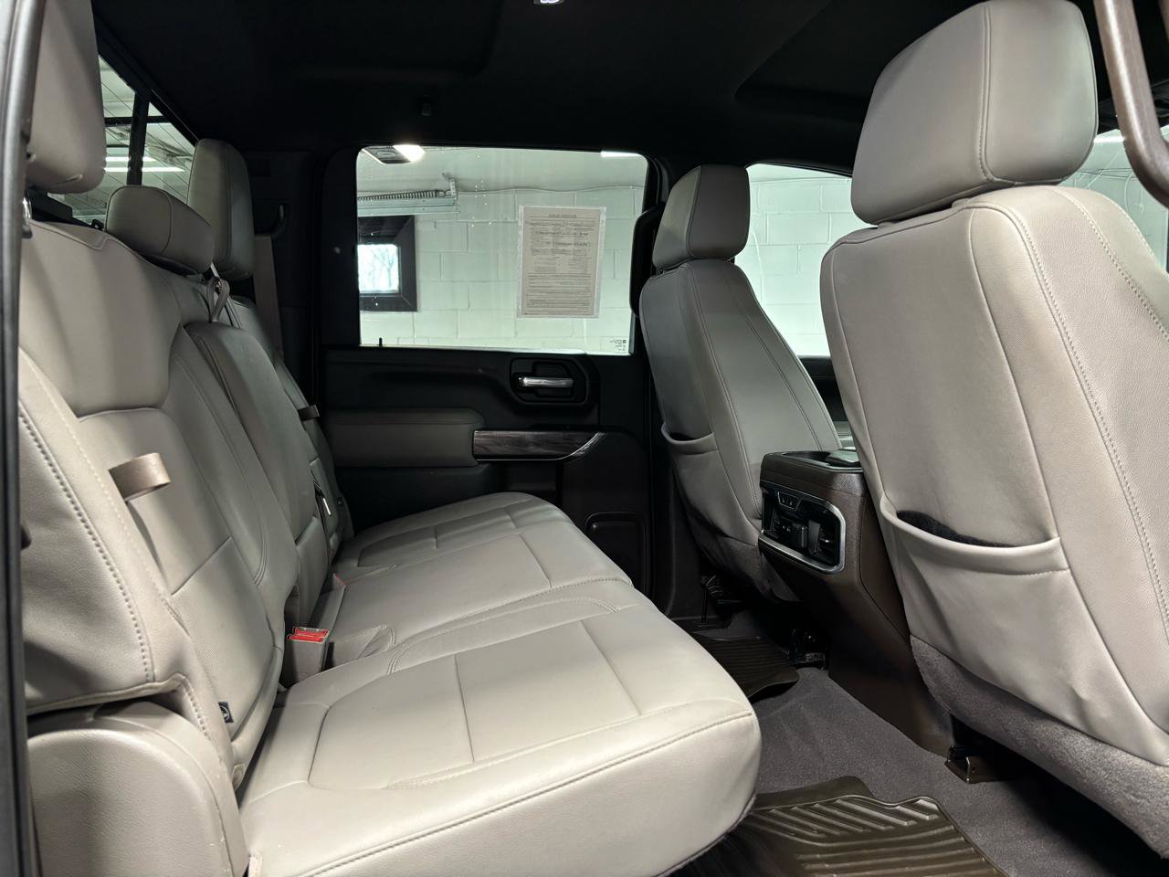 Used 2023 Chevrolet Silverado 3500 LTZ w/ LTZ Convenience Package image 19