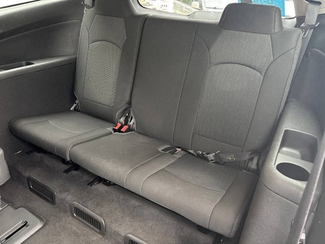 Used 2015 Chevrolet Traverse LT w/ Style and Technology Package AWD/4WD image 11