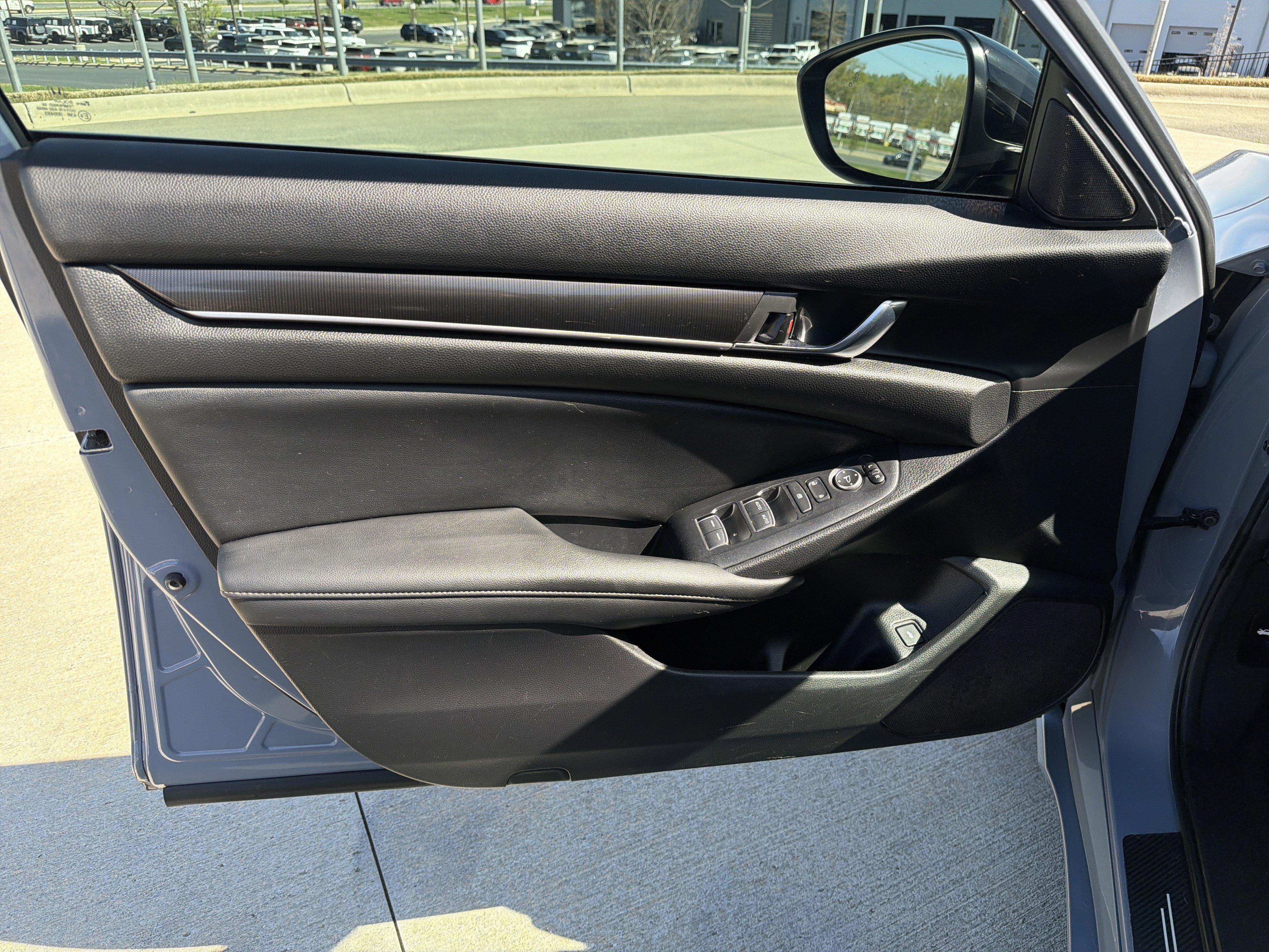 Used 2021 Honda Accord Sport image 14