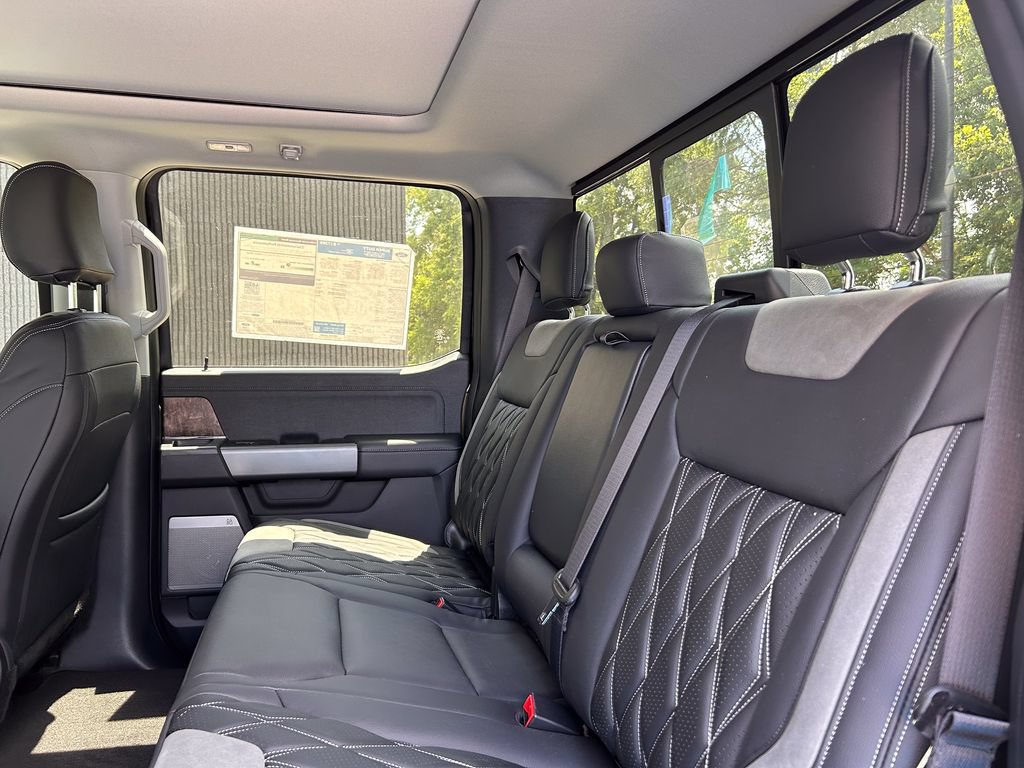 New 2026 Ford F250 Lariat w/ Black Appearance Package AWD/4WD image 12