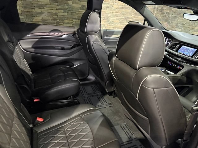 Used 2024 Buick Enclave Avenir w/ Avenir Technology Package AWD/4WD image 29