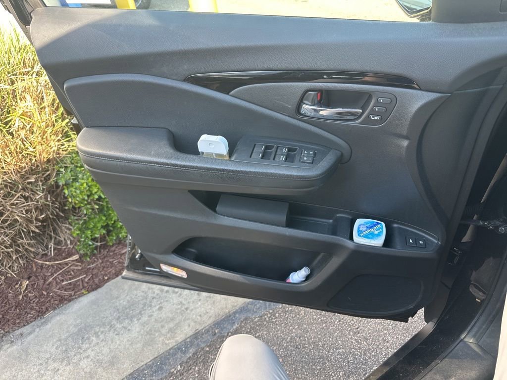 Used 2020 Honda Passport Elite image 7