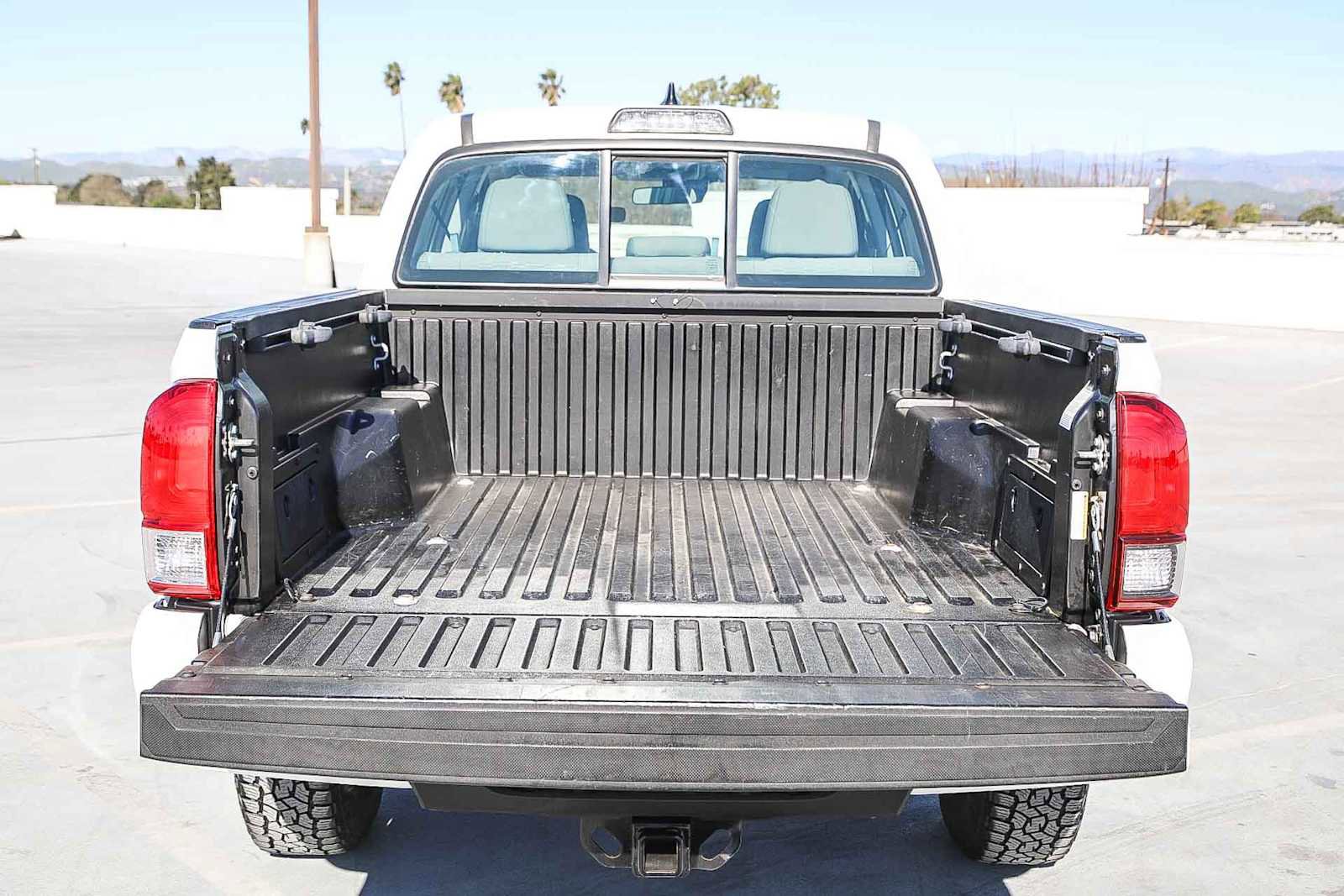 Certified 2018 Toyota Tacoma SR w/ SR Convenience Package image 24