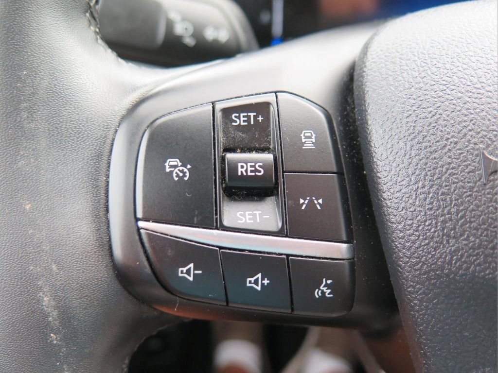 Used 2024 Ford Escape Active w/ Tech Pack #1 FWD image 18