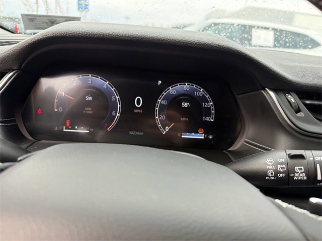 Used 2024 Jeep Grand Cherokee L Laredo image 16