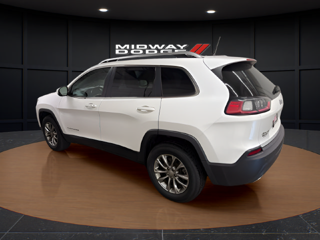 Used 2020 Jeep Cherokee Latitude Lux w/ Comfort/Convenience Group AWD/4WD image 3