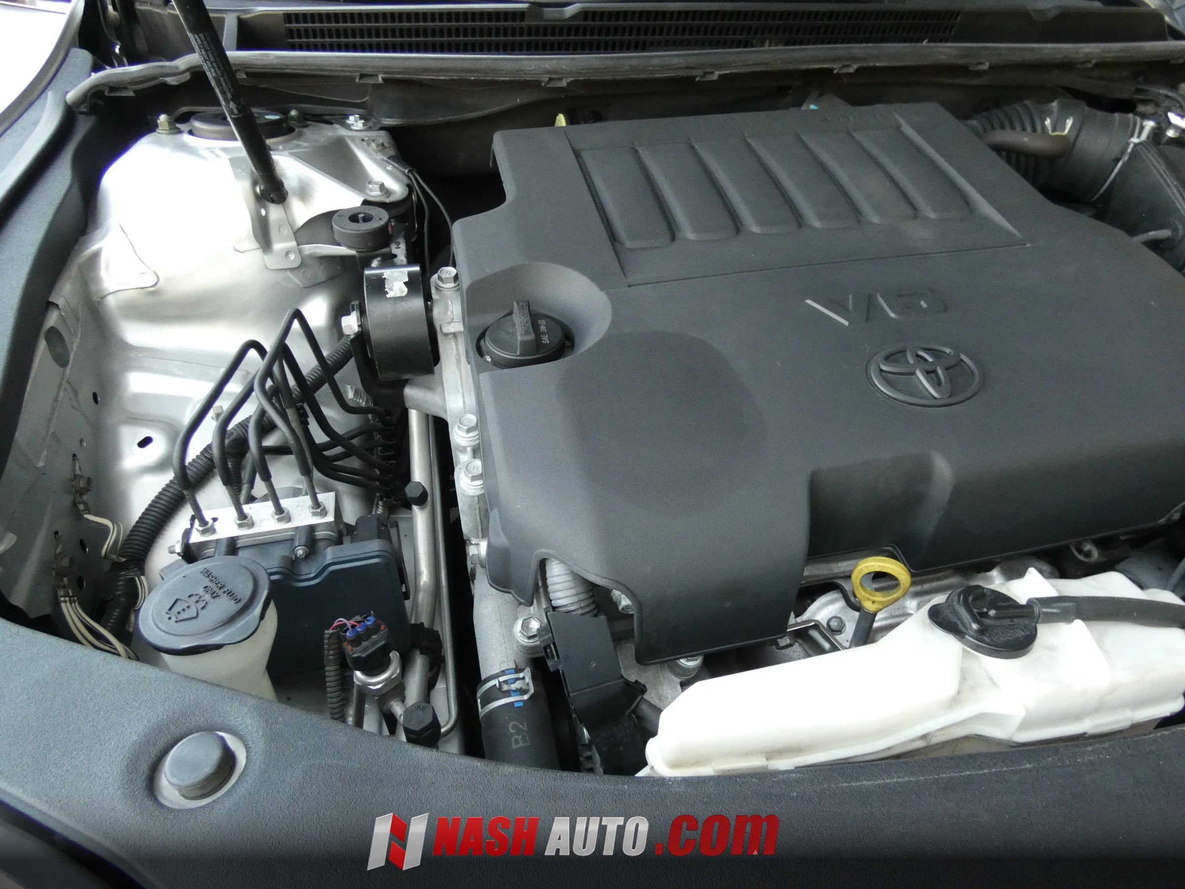 Used 2014 Toyota Avalon Limited FWD image 75