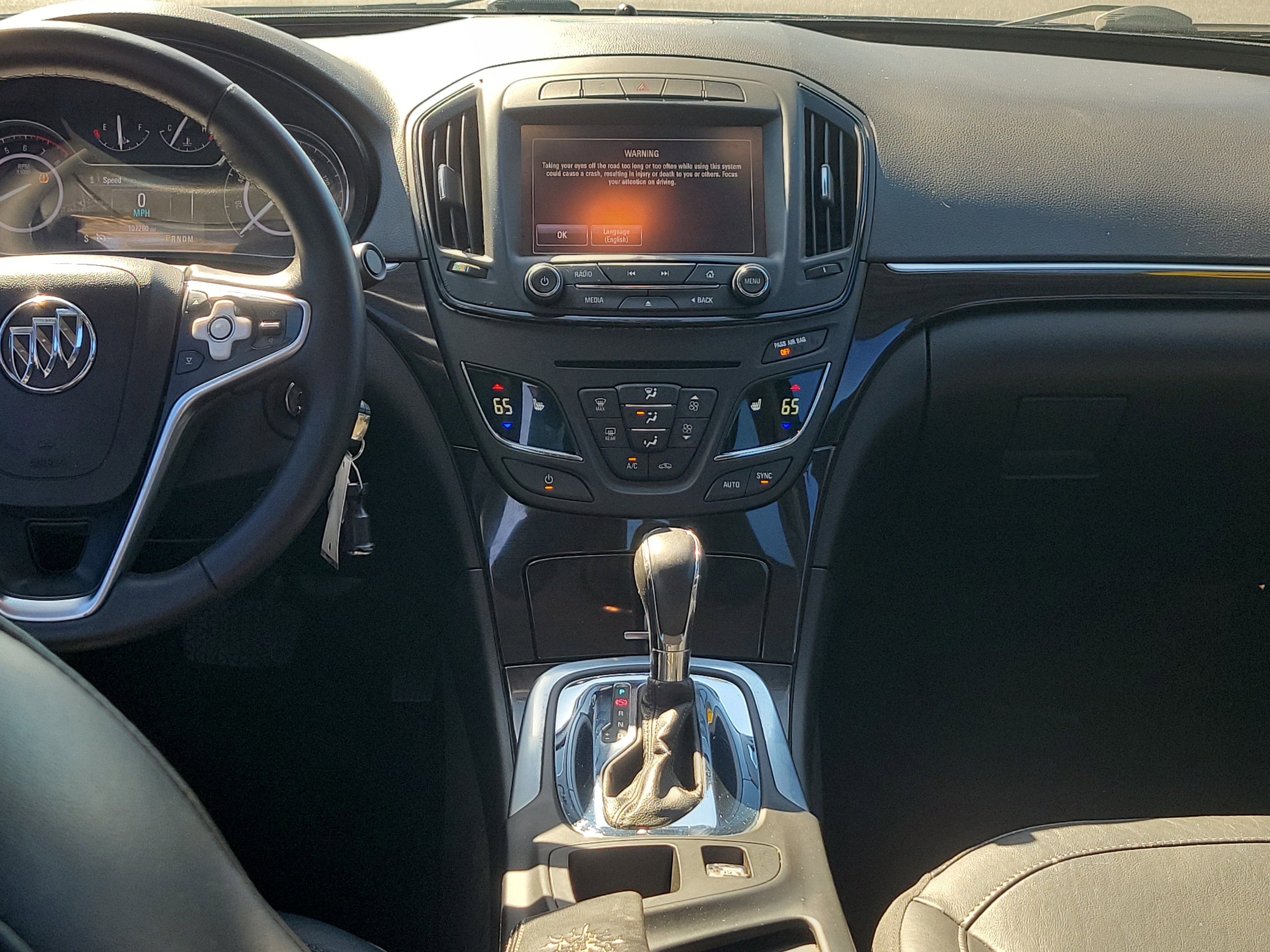 Used 2017 Buick Regal Sport Touring image 19