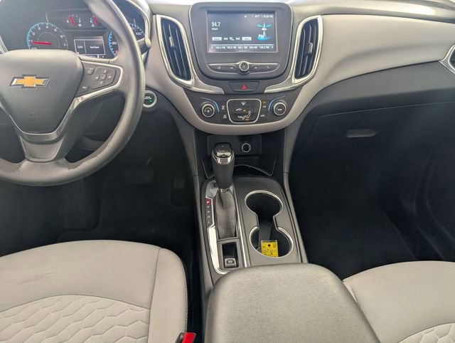 Used 2018 Chevrolet Equinox LS image 23