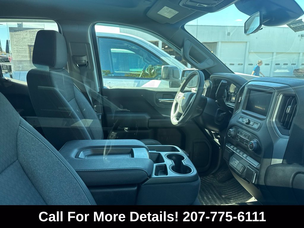 Used 2024 Chevrolet Silverado 1500 Custom AWD/4WD image 3