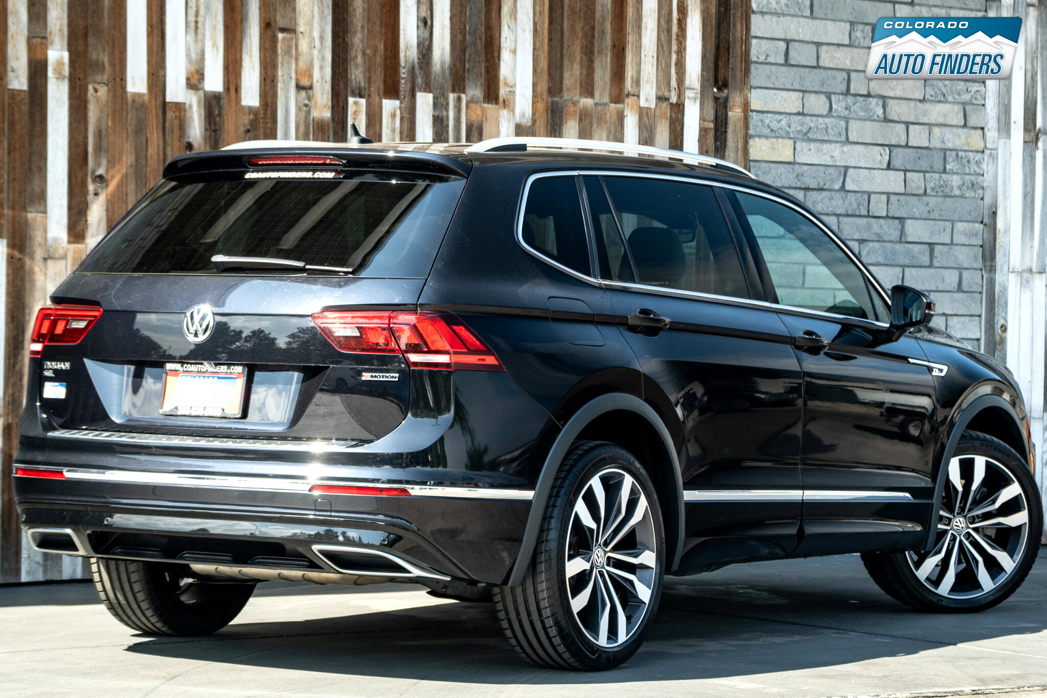 Used 2020 Volkswagen Tiguan SEL Premium R-Line image 6