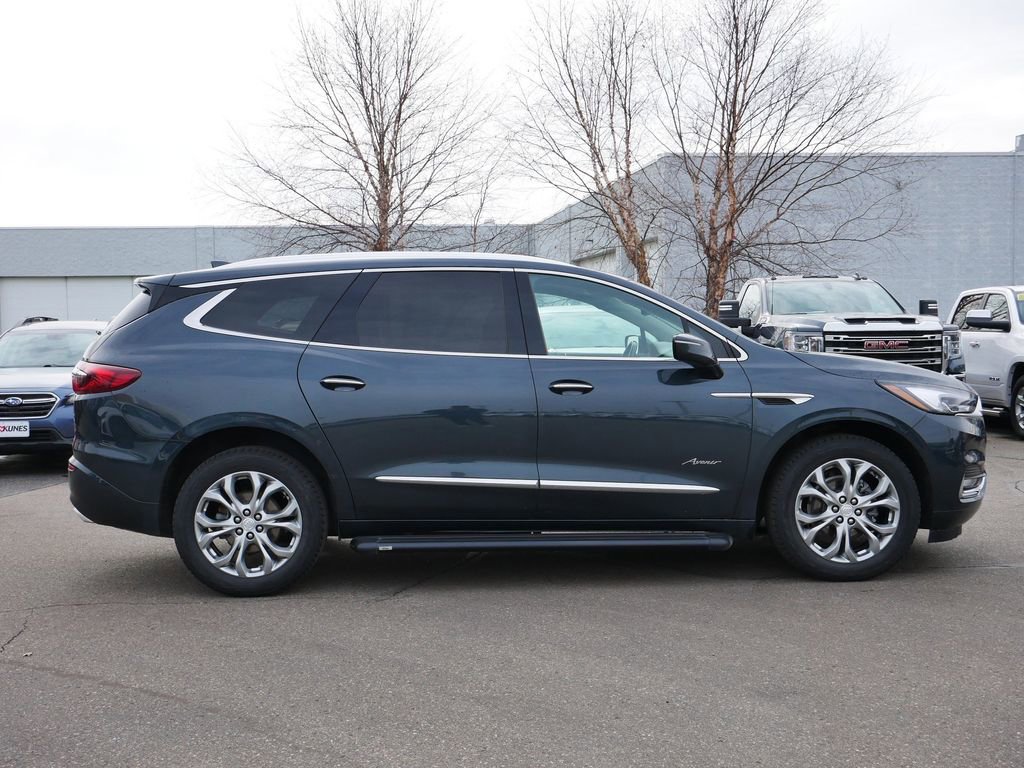 Used 2021 Buick Enclave Avenir w/ Avenir Technology Package AWD/4WD image 11