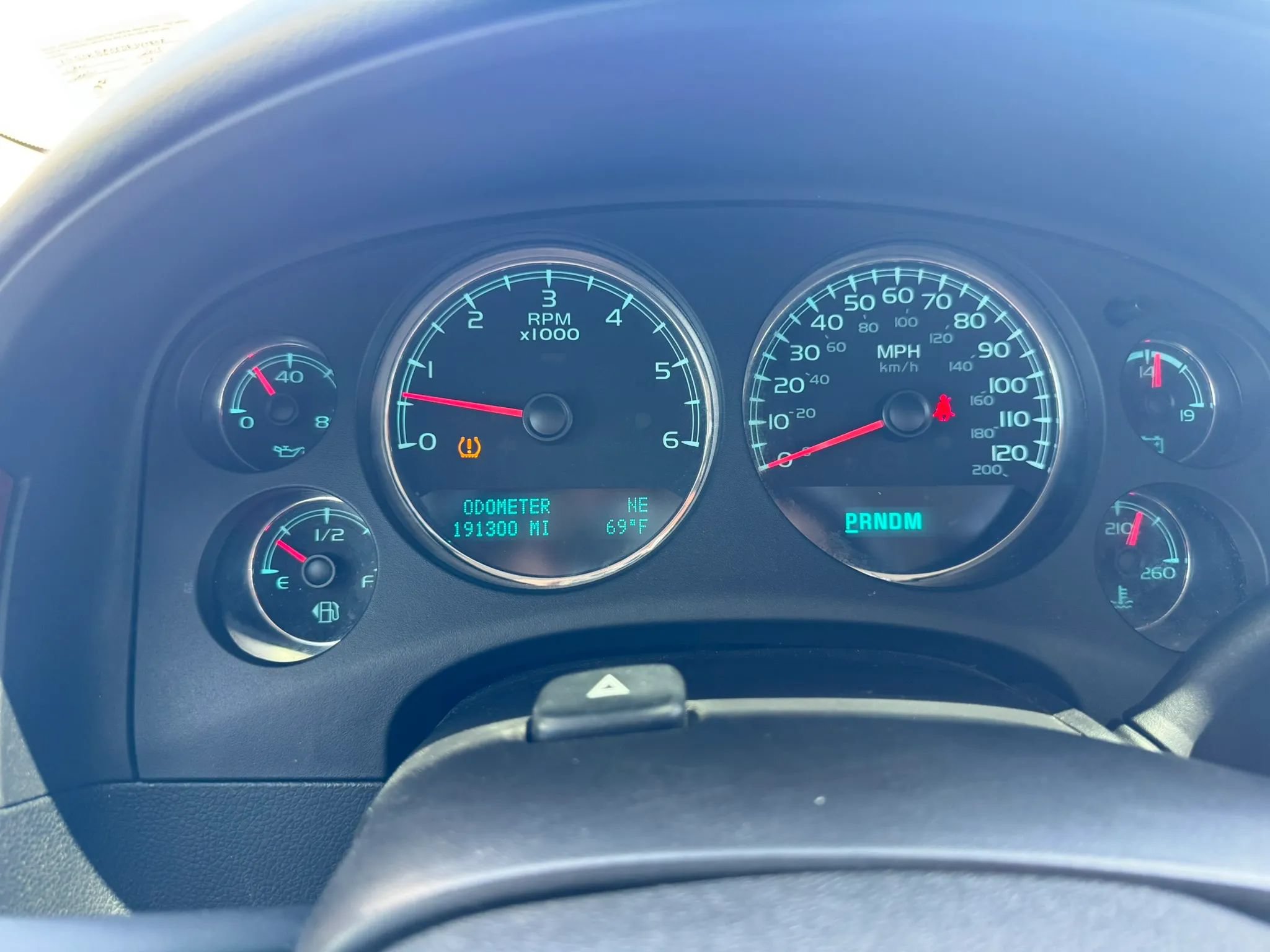 Used 2013 Chevrolet Tahoe LT AWD/4WD image 25