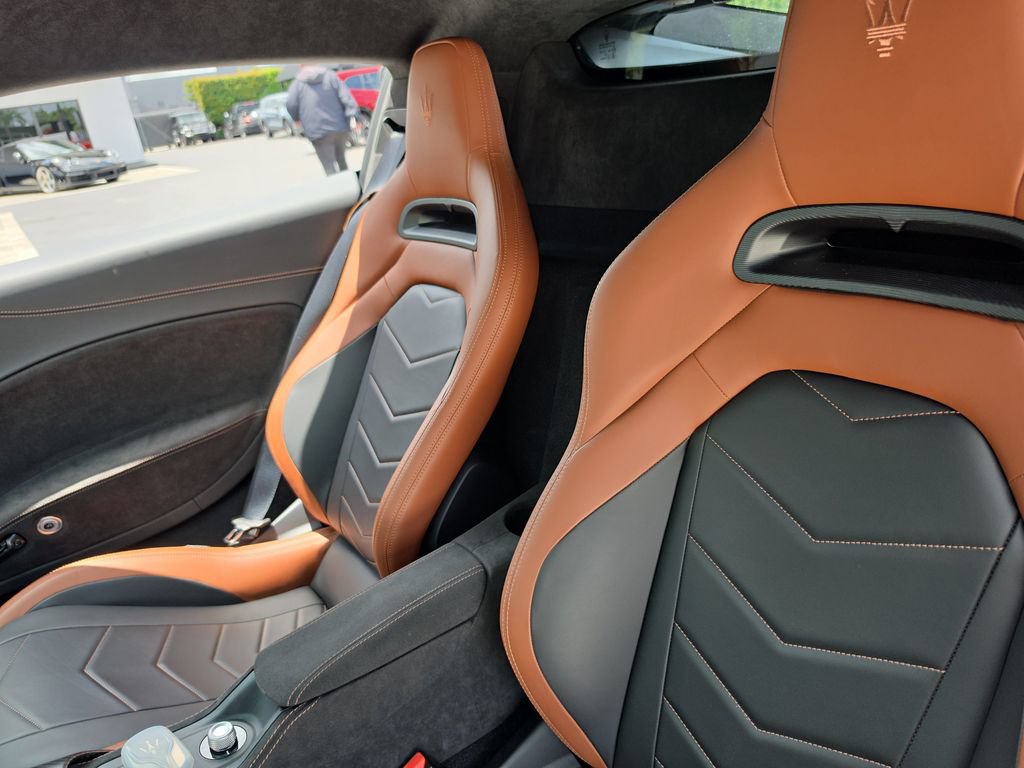 Used 2022 Maserati MC20 Coupe RWD image 15