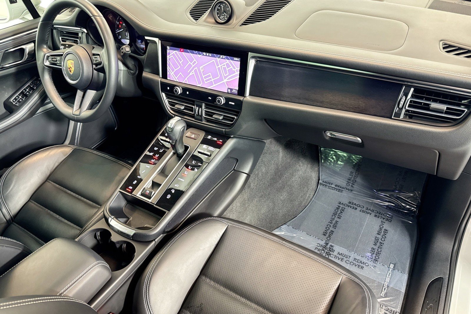 Used 2023 Porsche Macan GTS image 28