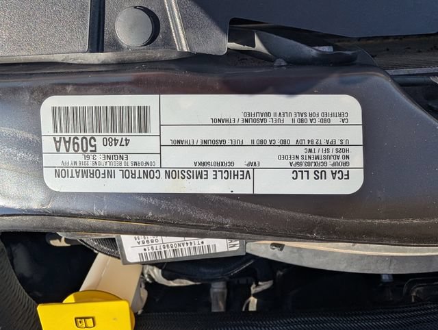 Used 2016 Dodge Grand Caravan SE FWD image 4