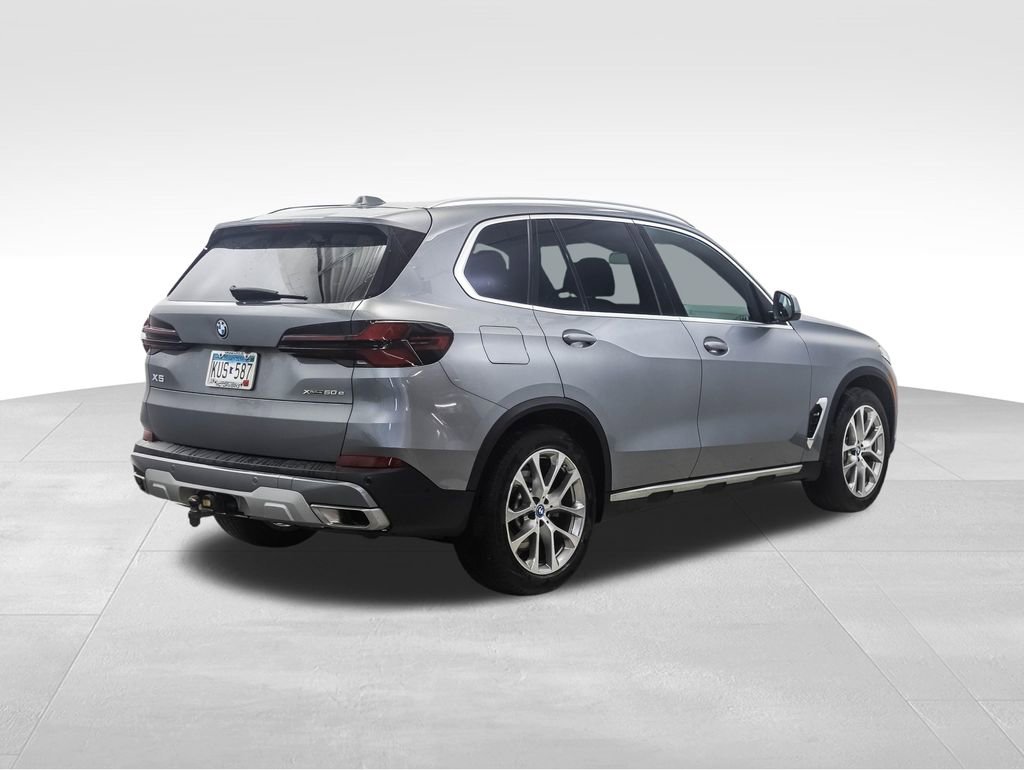 Certified 2024 BMW X5 xDrive50e image 5