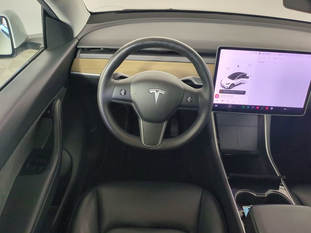 Used 2021 Tesla Model Y Long Range image 17