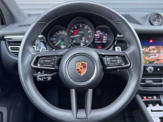 Certified 2026 Porsche Macan AWD/4WD image 20