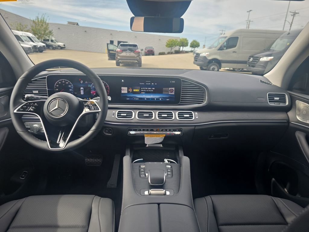 New 2026 Mercedes-Benz GLS 450 4MATIC image 12