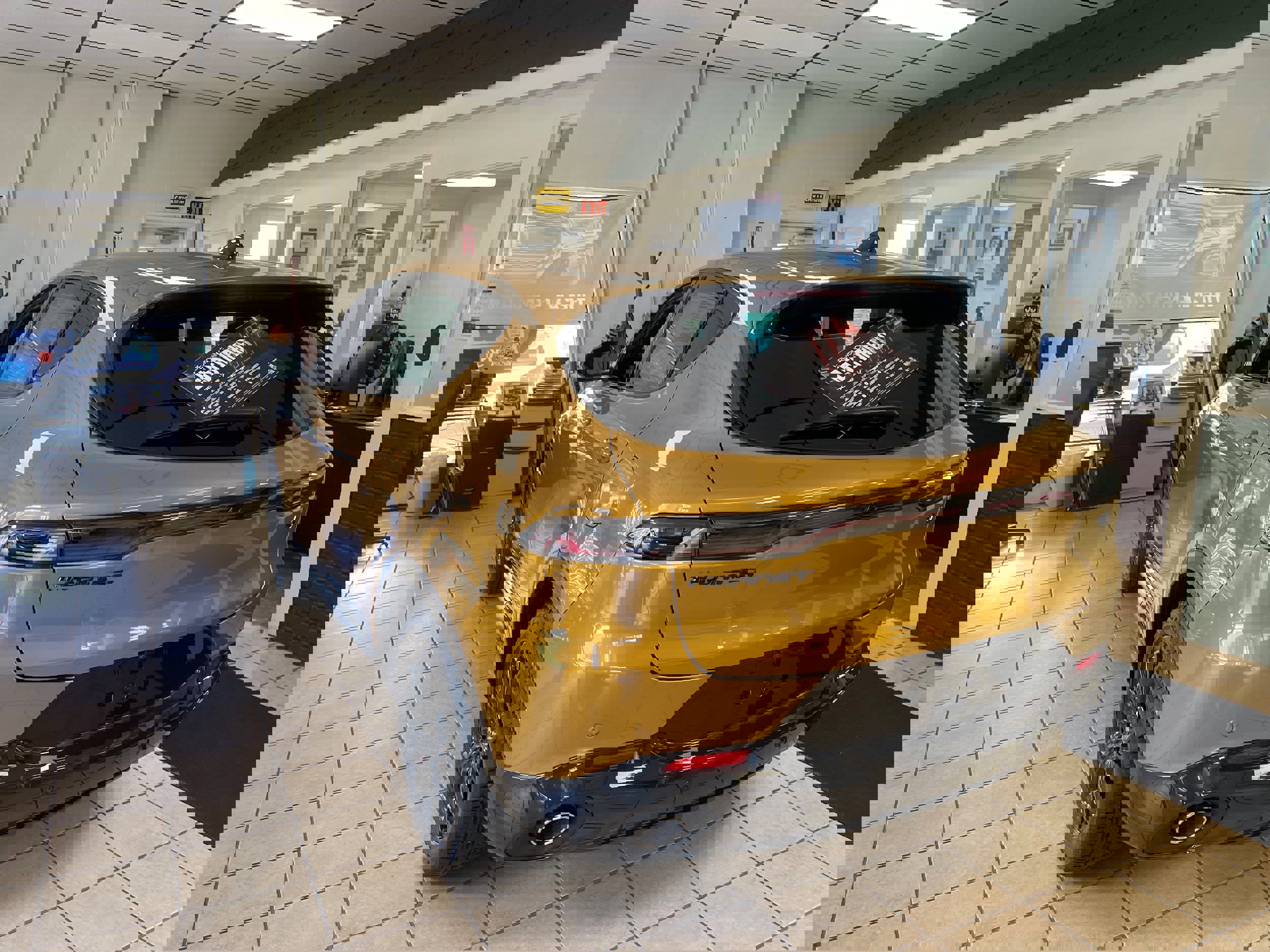 New 2024 Dodge Hornet R/T w/ R/T Blacktop Package image 5