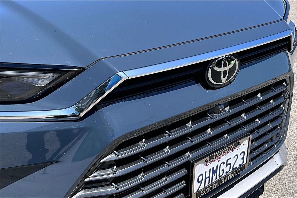 Used 2024 Toyota Grand Highlander AWD Hybrid image 34